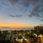Americas Ocean View El Dorado 아파트 *